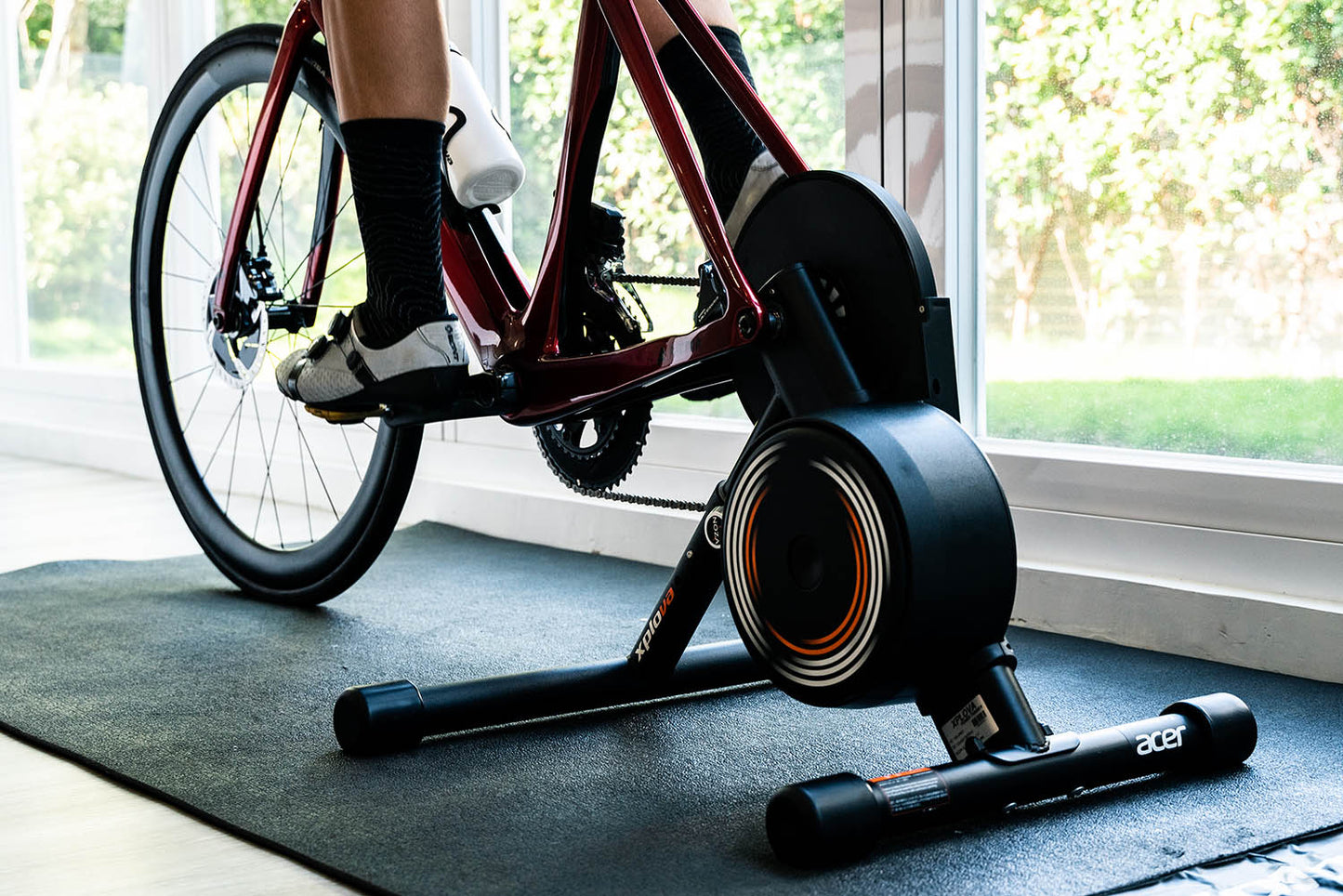 Xplova Noza S Smart Trainer